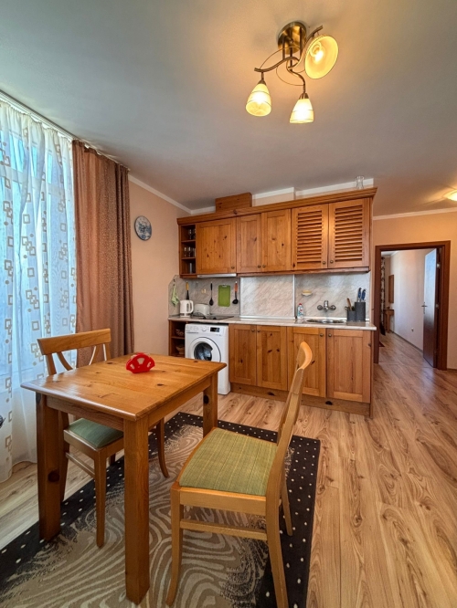 Бургас, к. к. Слънчев бряг, Продава 